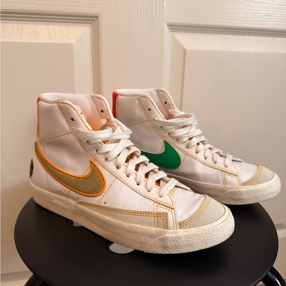 Nike Blazer Mid ‘77 Vintage ‘Roswell Rayguns’ Kids 5Y